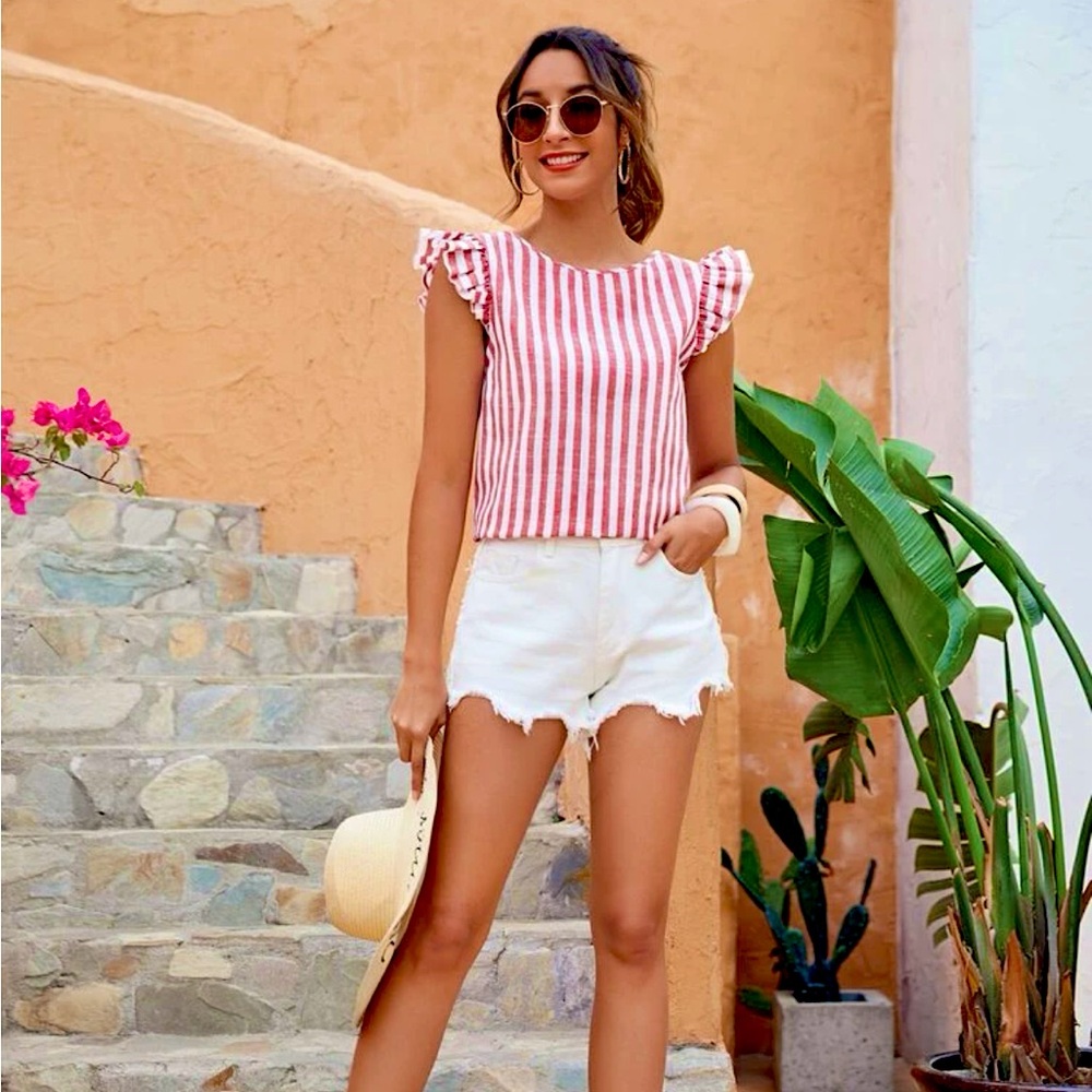 NEW Top ๐ - Picture 4 of 13